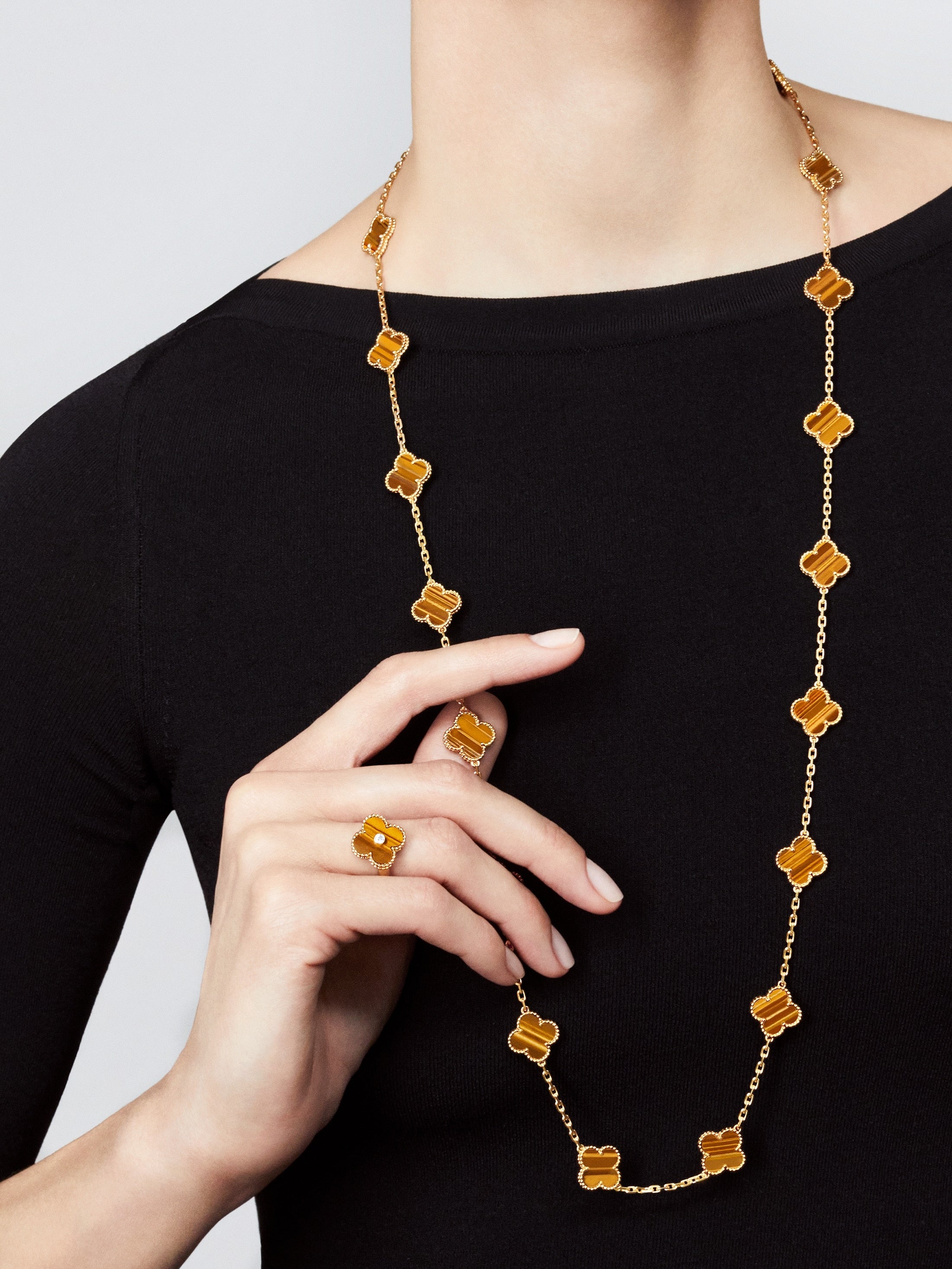 Sautoir Vintage Alhambra 20 motifs