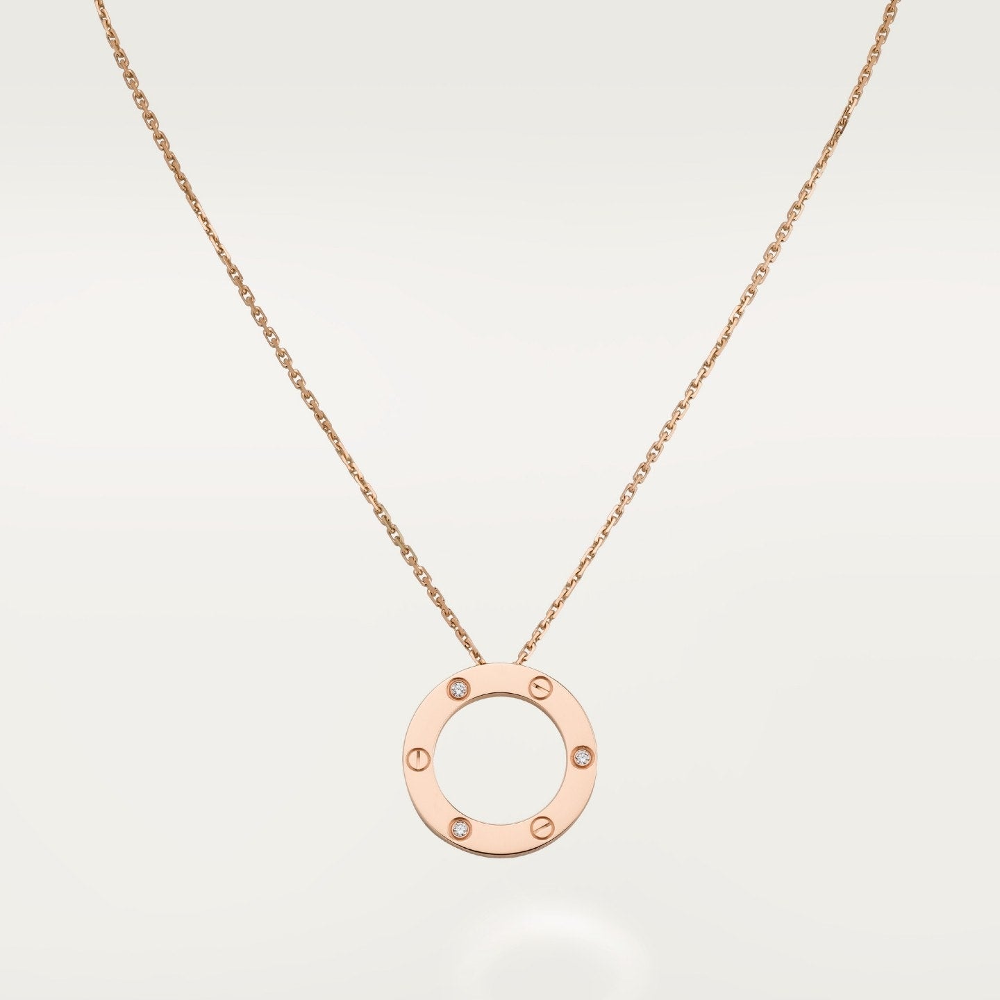 Pendentif LOVE rond, 3 diamants