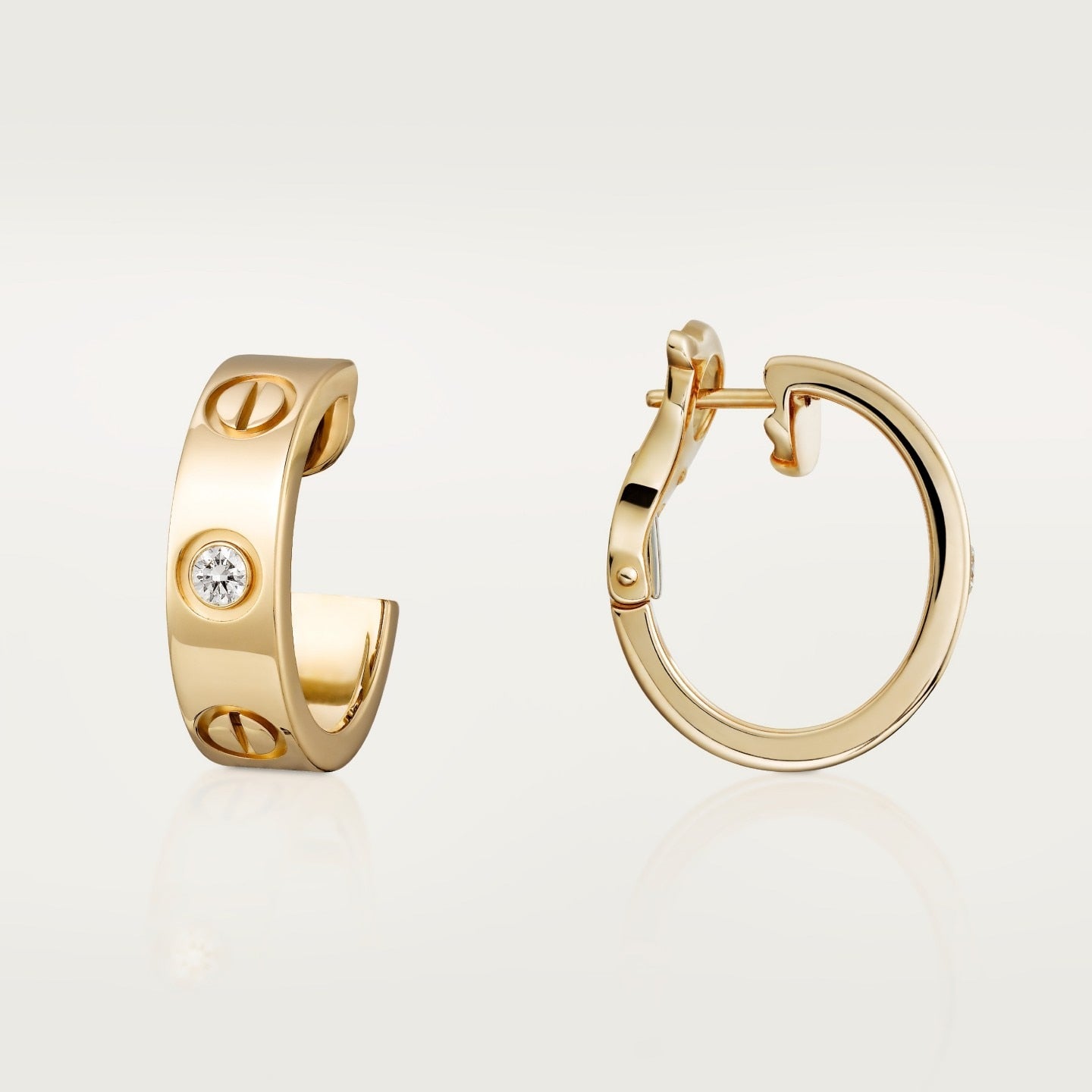 Créoles LOVE, modèle classique, 2 diamants