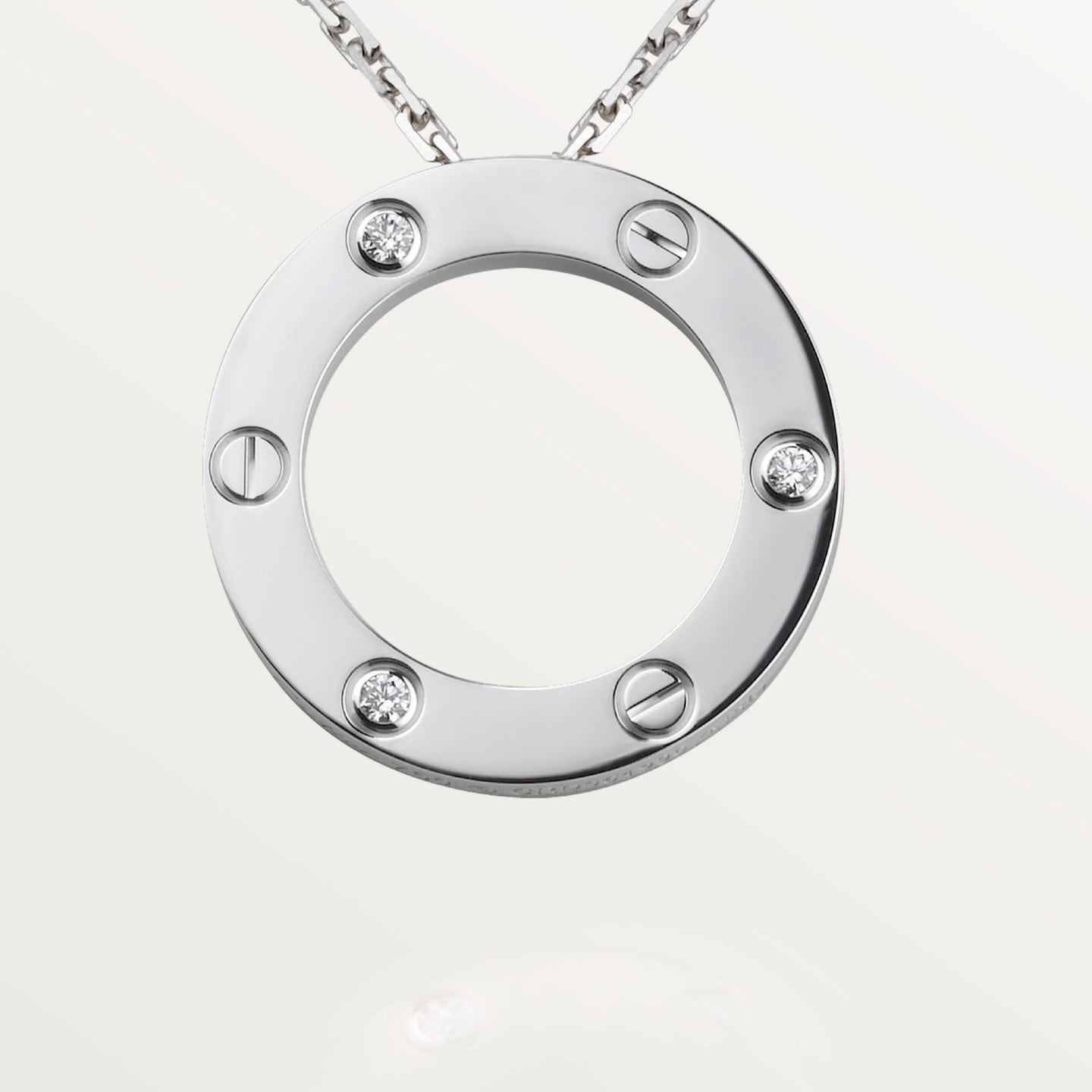Pendentif LOVE rond, 3 diamants