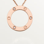 Pendentif LOVE rond, 3 diamants