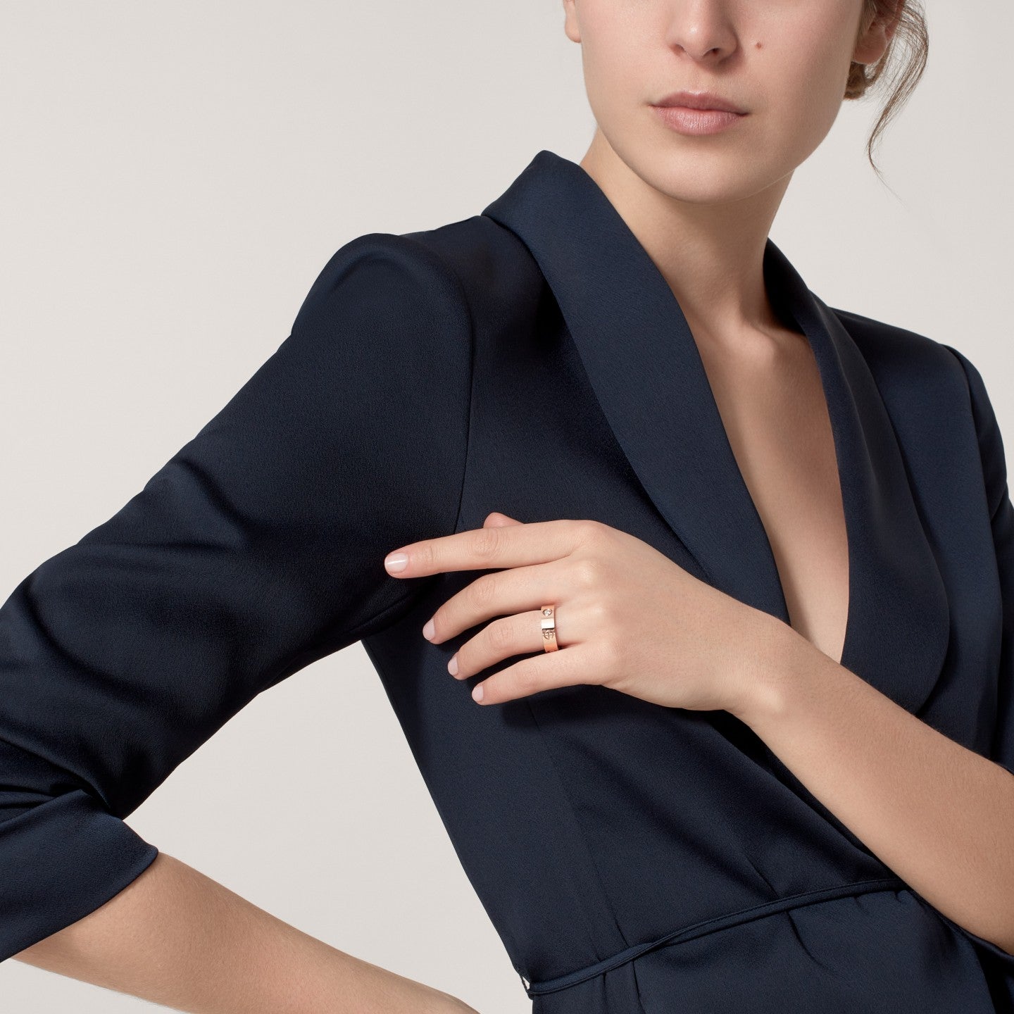 Bague LOVE, modèle classique, 3 diamants