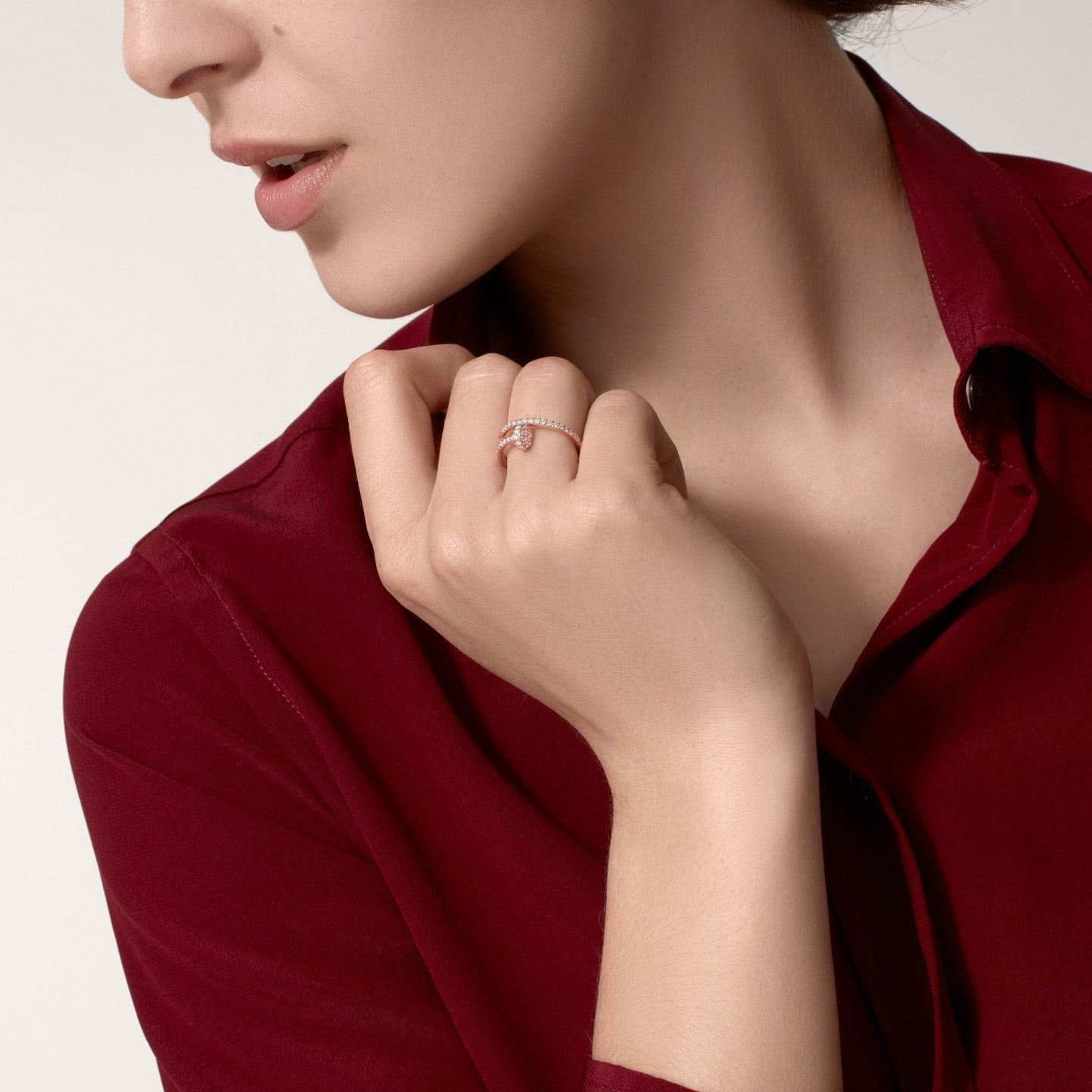 Bague Juste un Clou, petit modèle, semi-pavée