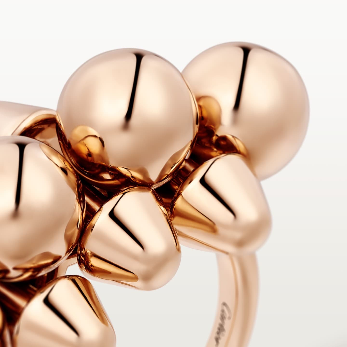 Bague Clash de Cartier, modèle extra-large