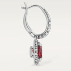 Boucles d'oreilles dormeuses Cartier Destinée, 2 rubis taille ovale, pavées
