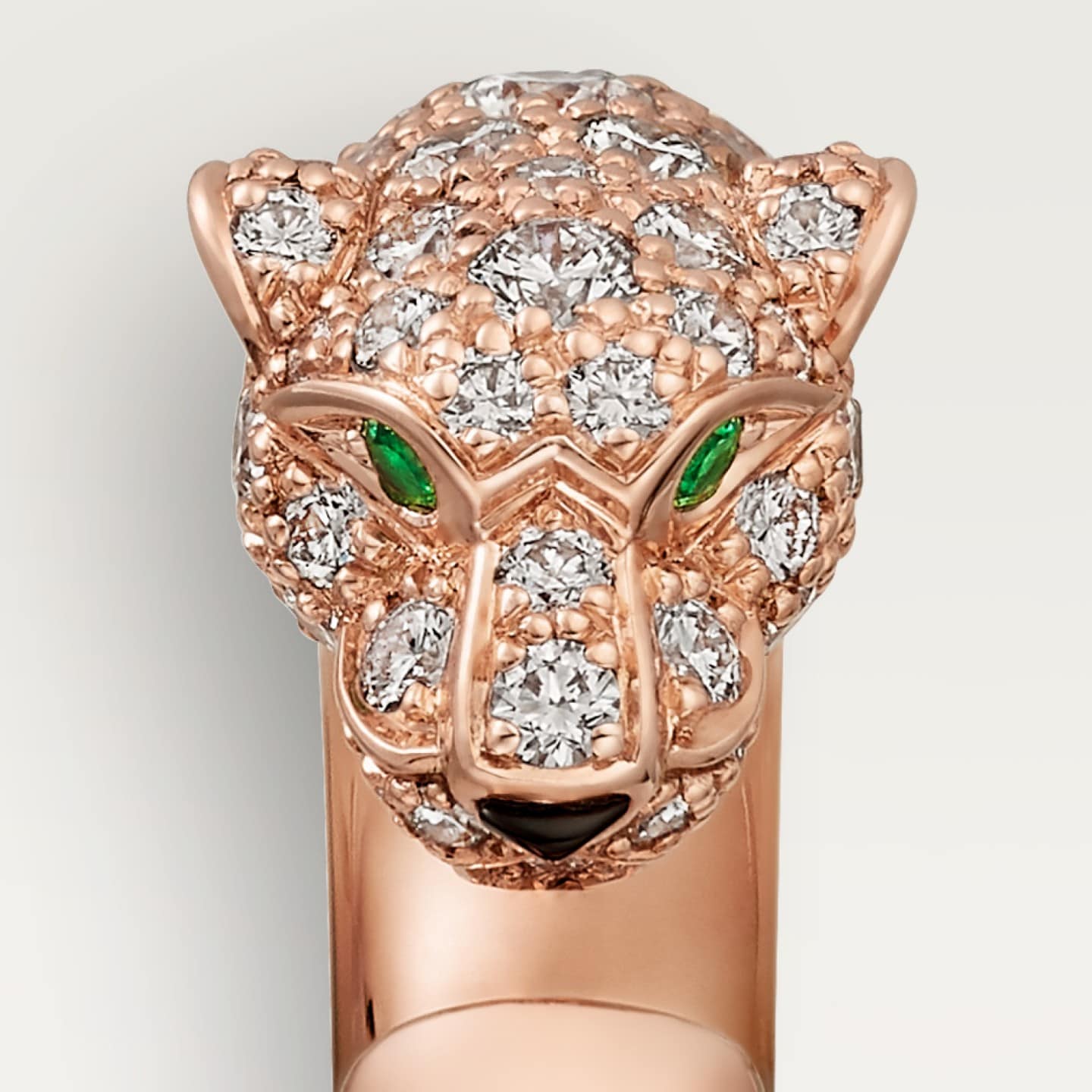 Bague Panthère de Cartier, petit modèle, semi-pavée