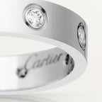 Bague LOVE, petit modèle, 8 diamants