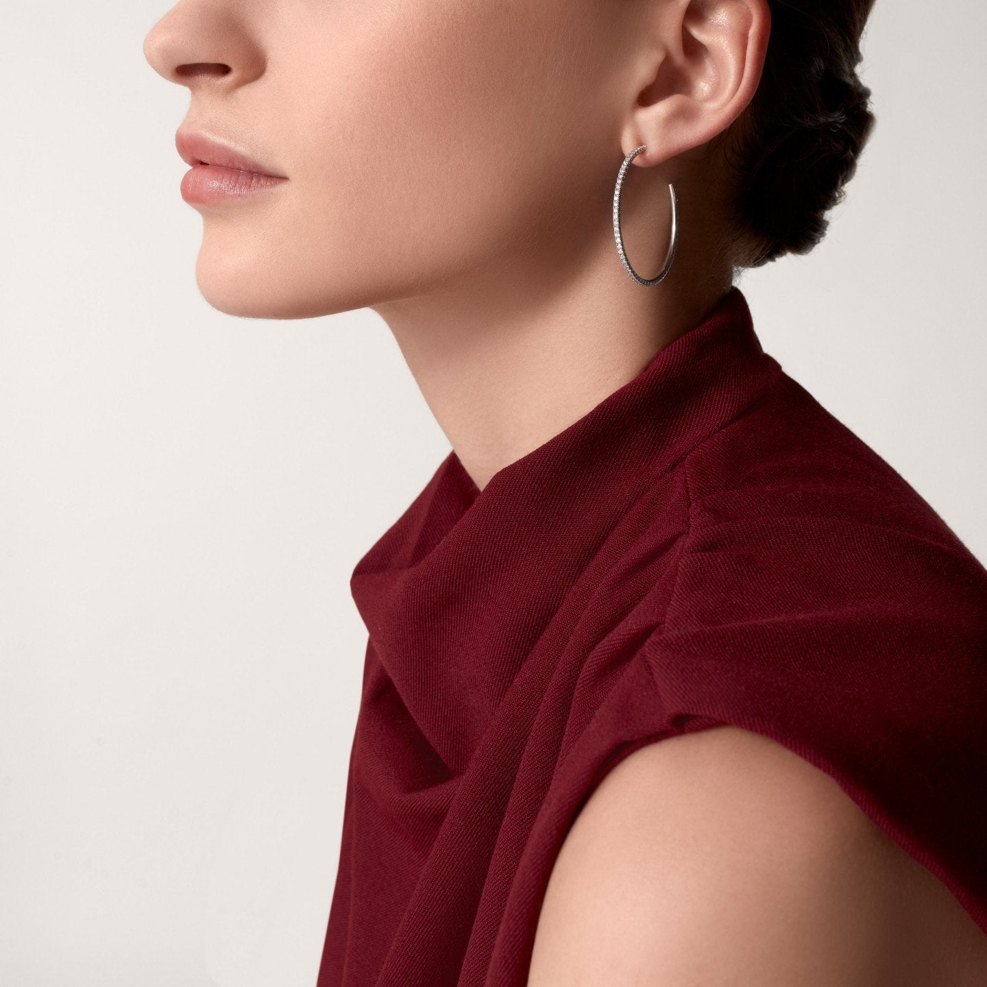 Créoles Etincelle de Cartier, grand modèle, pavées
