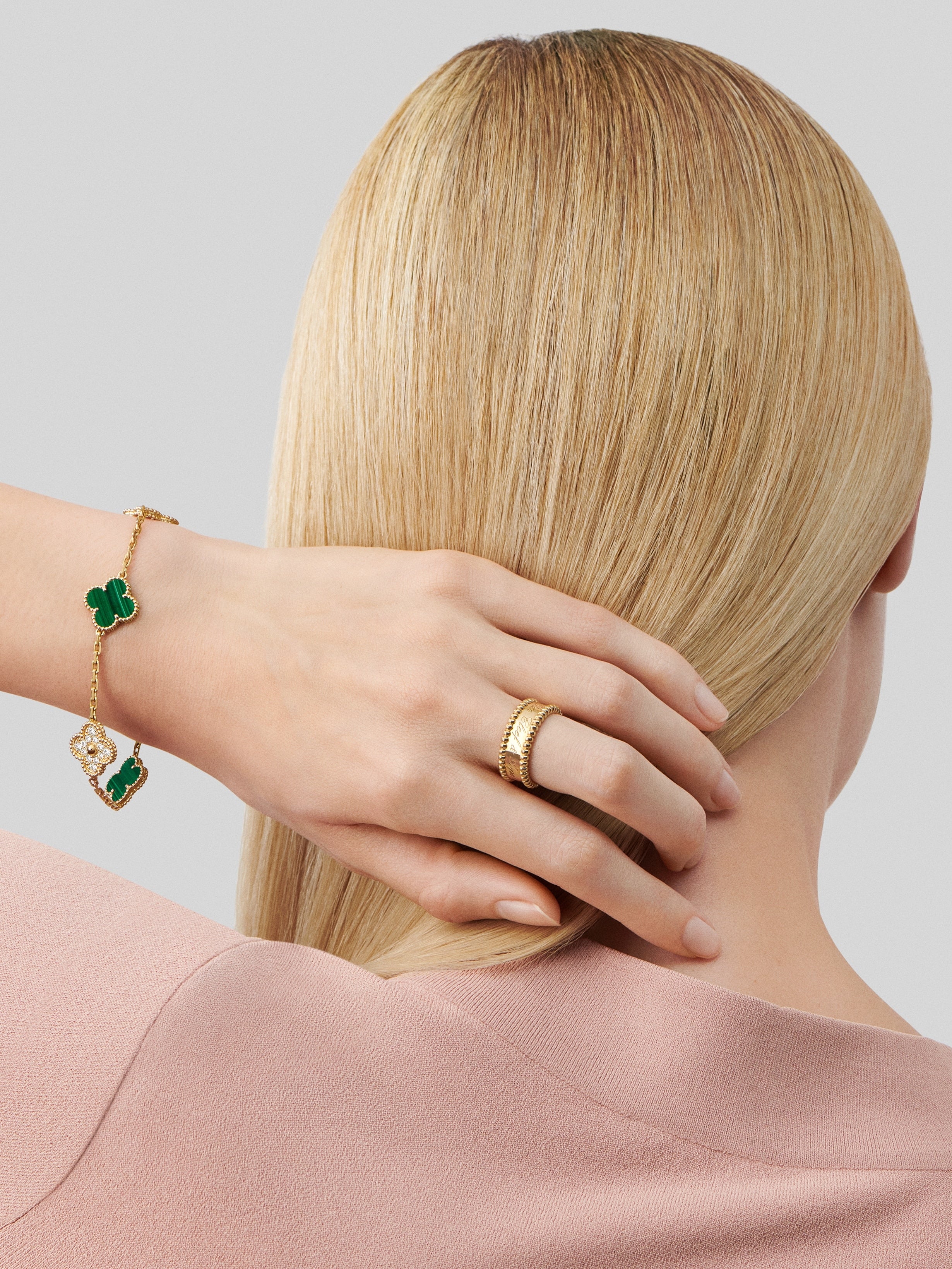 Bague Perlée signature