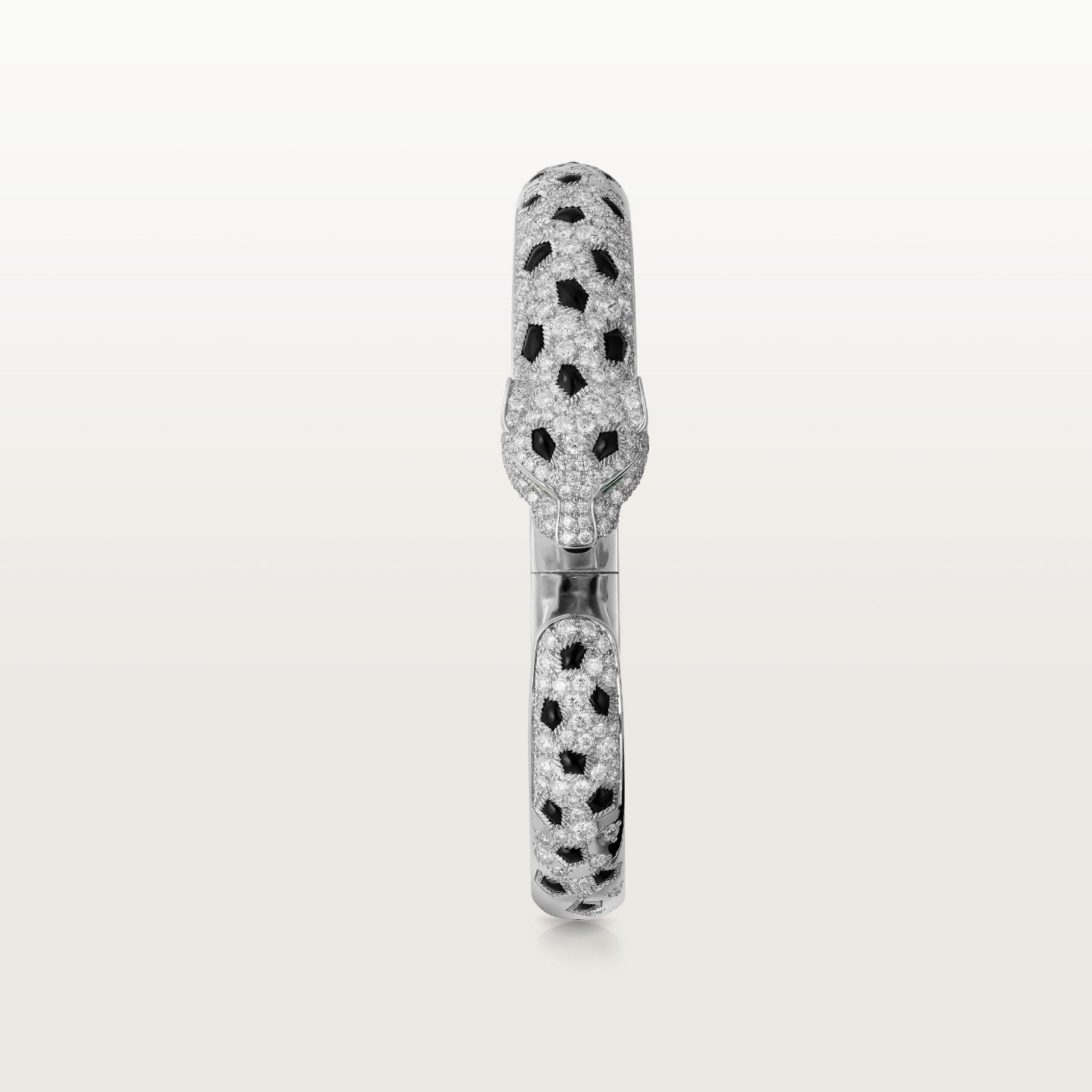 Bracelet Panthère de Cartier, moyen modèle, semi-pavé