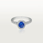Solitaire Cartier Destinée, saphir taille ovale, pavé