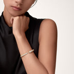 Bracelet Panthère de Cartier, petit modèle, semi-pavé