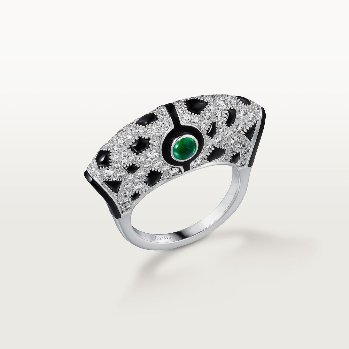 Bague Panthère de Cartier, émeraude, pavée