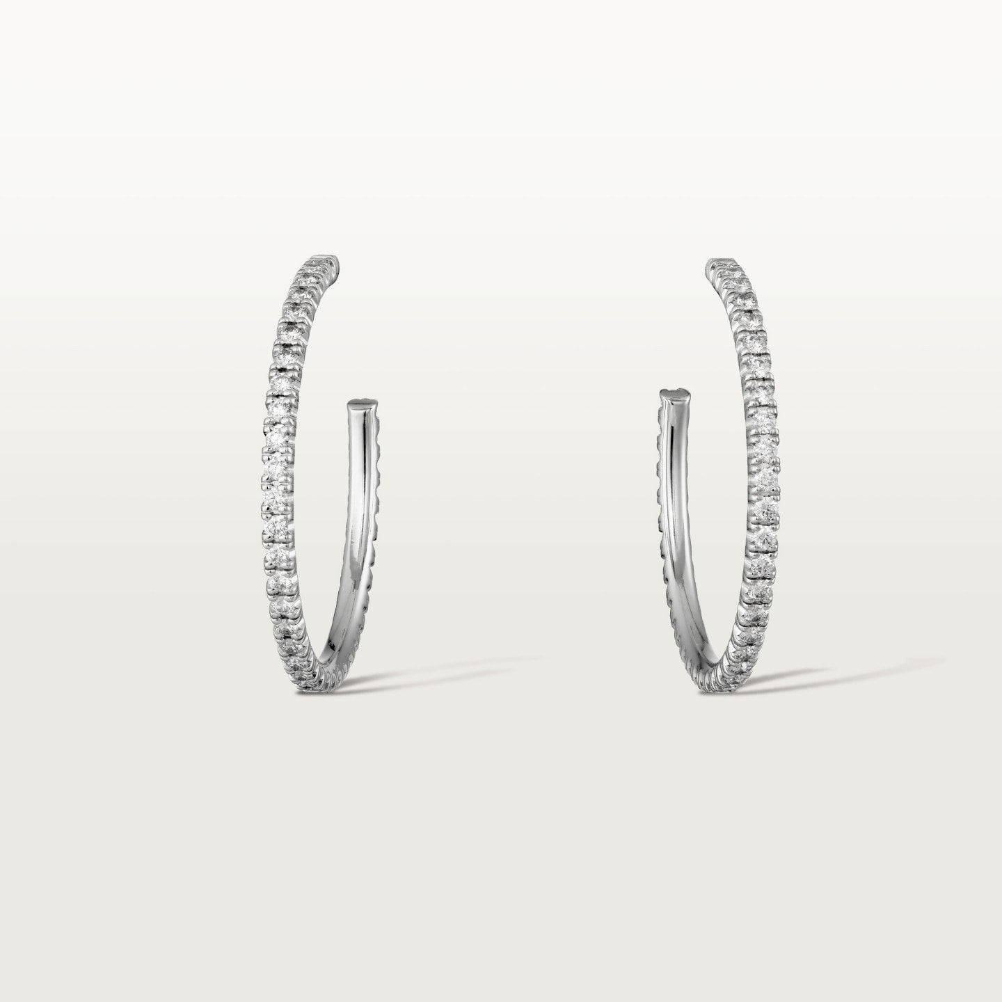 Créoles Etincelle de Cartier, moyen modèle, pavées