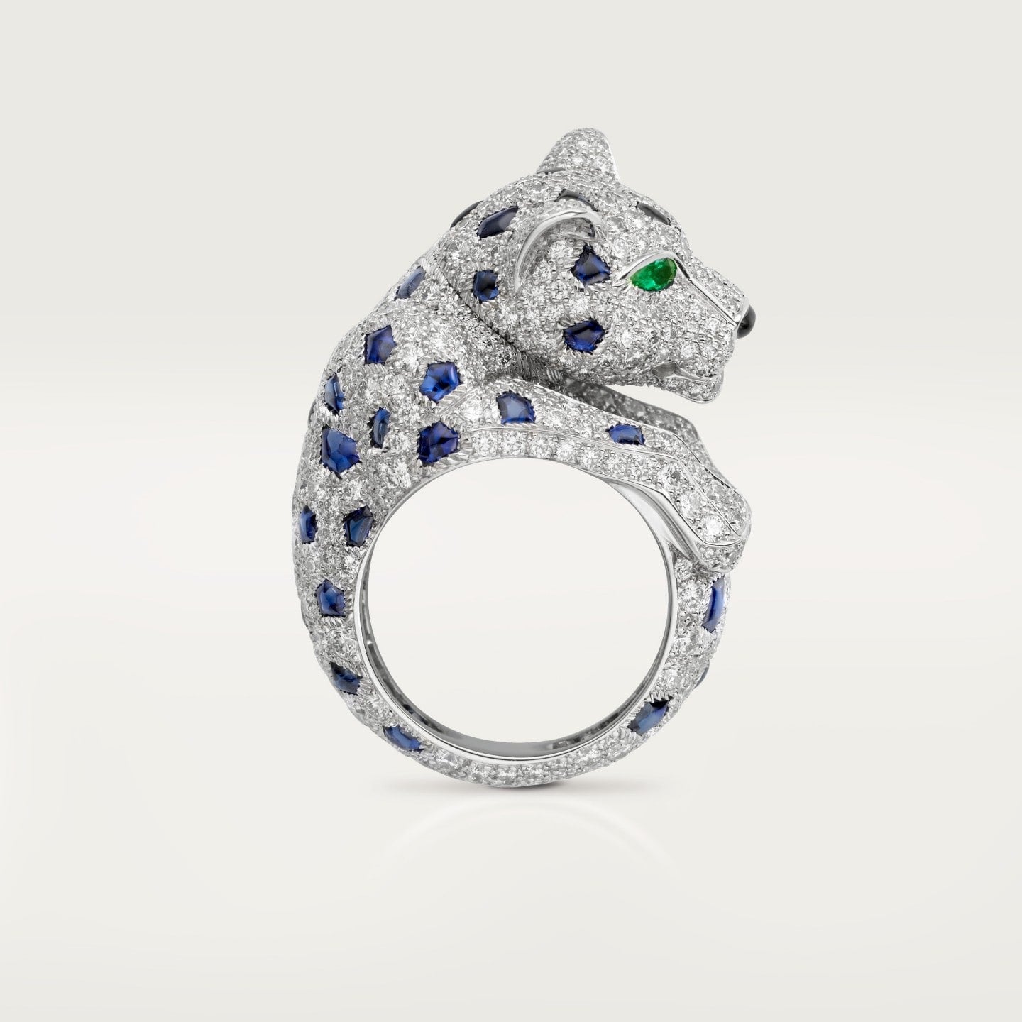 Bague Panthère de Cartier, saphir, pavée