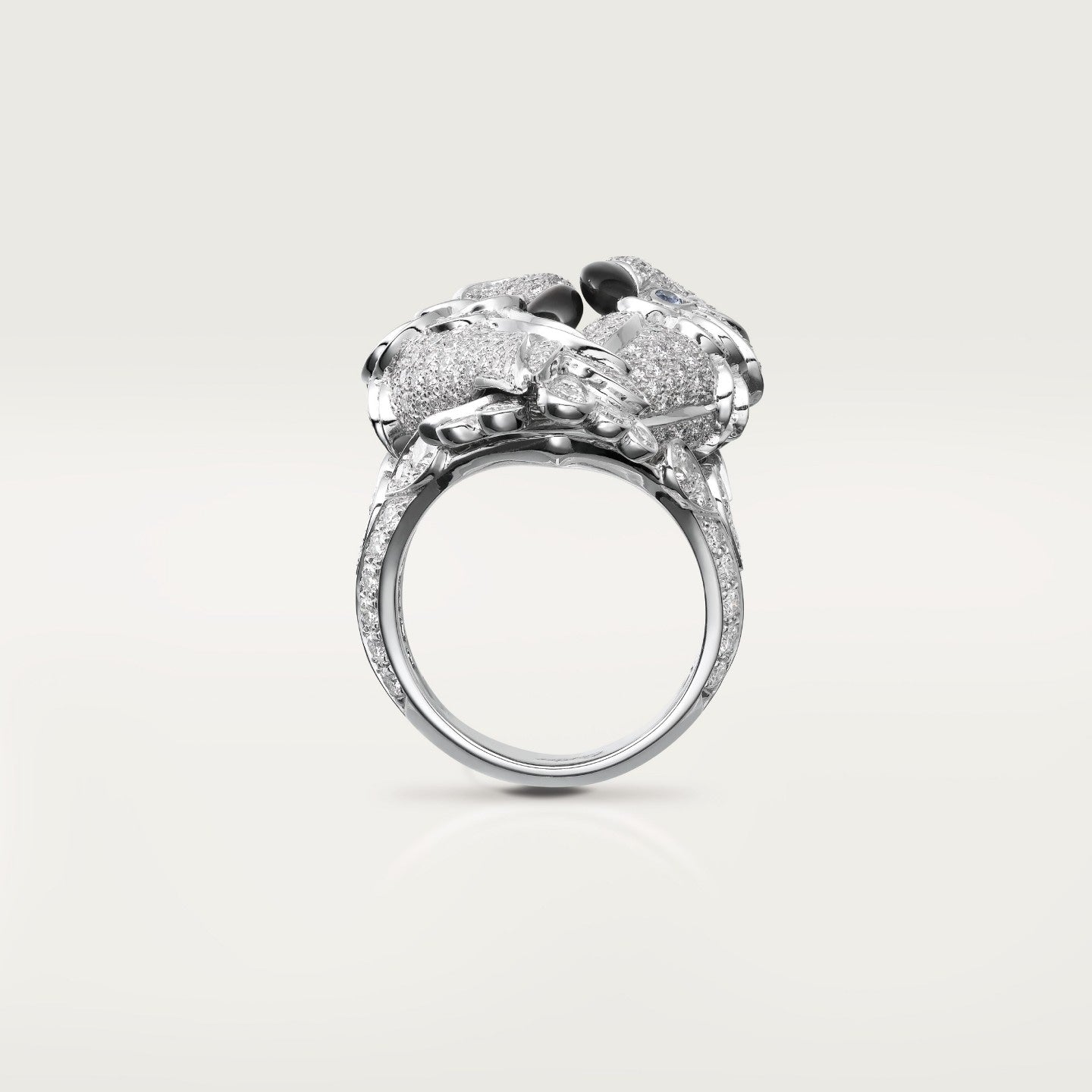 Bague Faune et Flore de Cartier, pavée