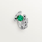Bague Panthère de Cartier, émeraude taille coussin, pavée