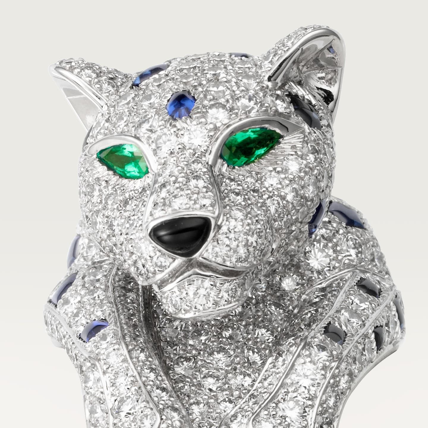 Bague Panthère de Cartier, saphir, pavée