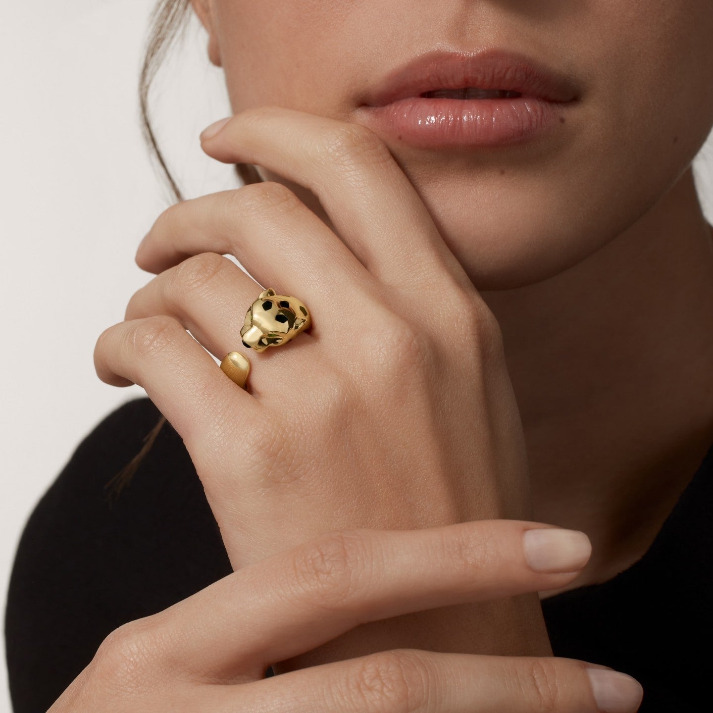 Bague Panthère de Cartier, moyen modèle