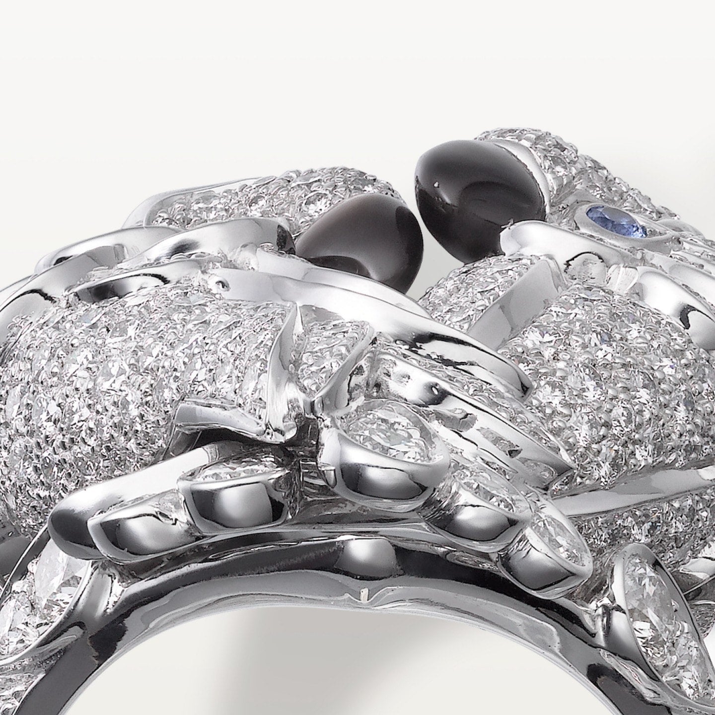 Bague Faune et Flore de Cartier, pavée