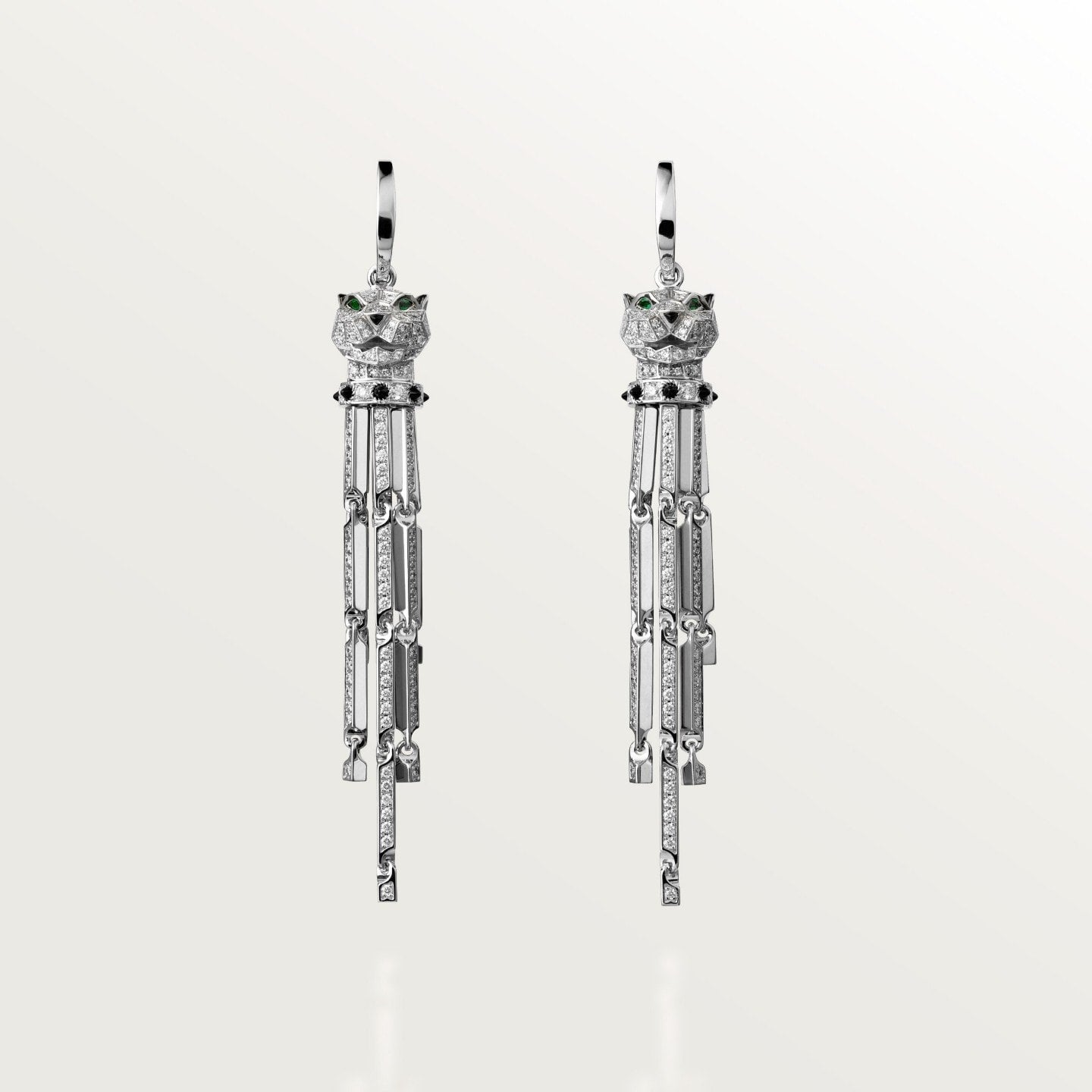 Boucles d'oreilles Panthère de Cartier, petit modèle, pavées