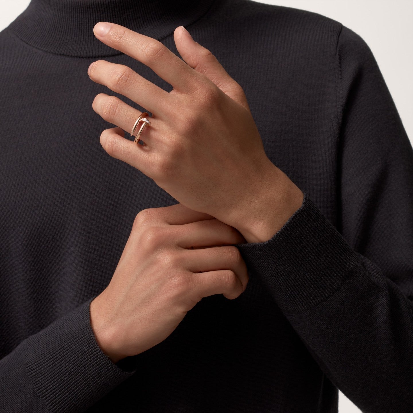 Bague Juste un Clou, modèle classique, diamants