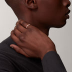 Bague LOVE, mini modèle, pavée