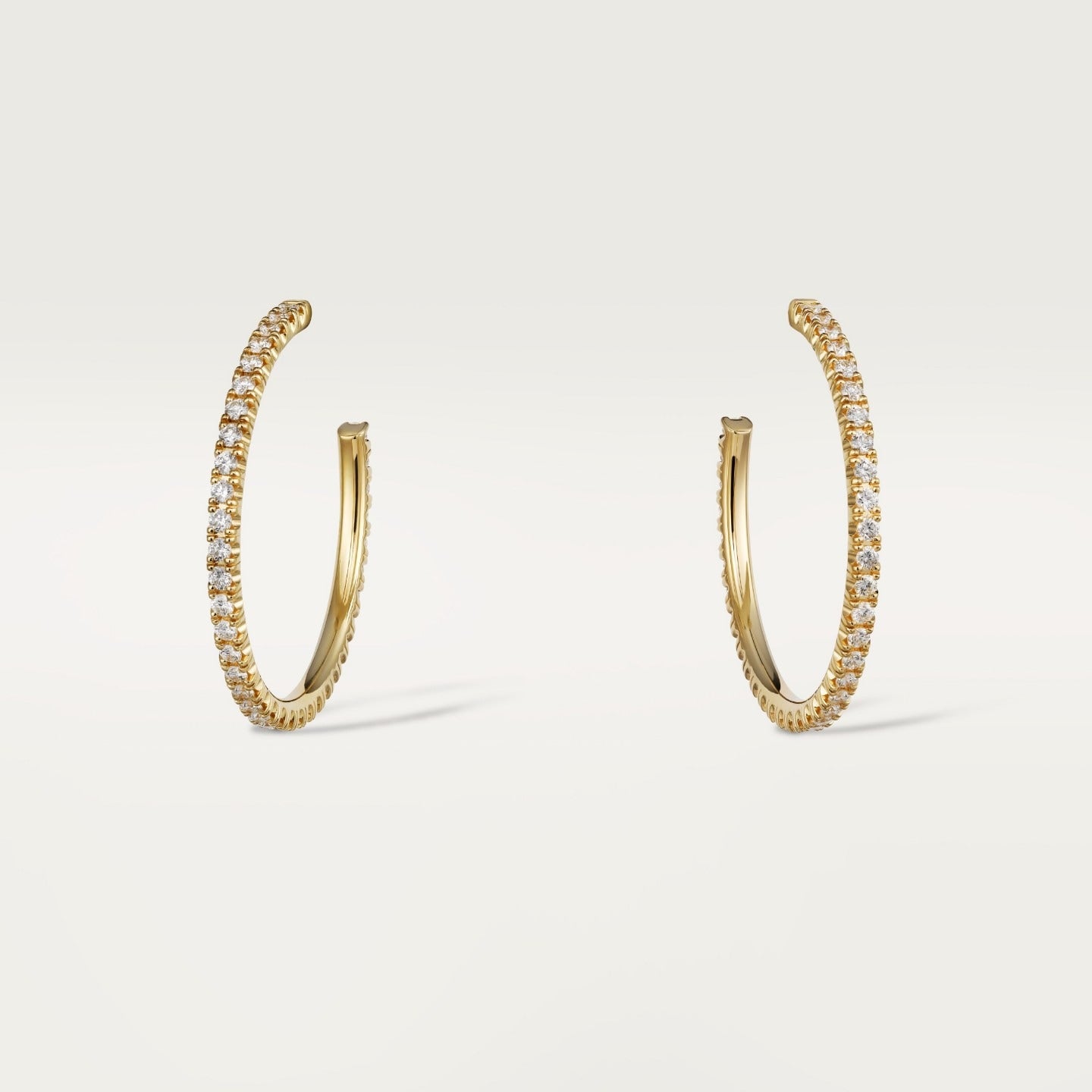 Créoles Etincelle de Cartier, moyen modèle, pavées