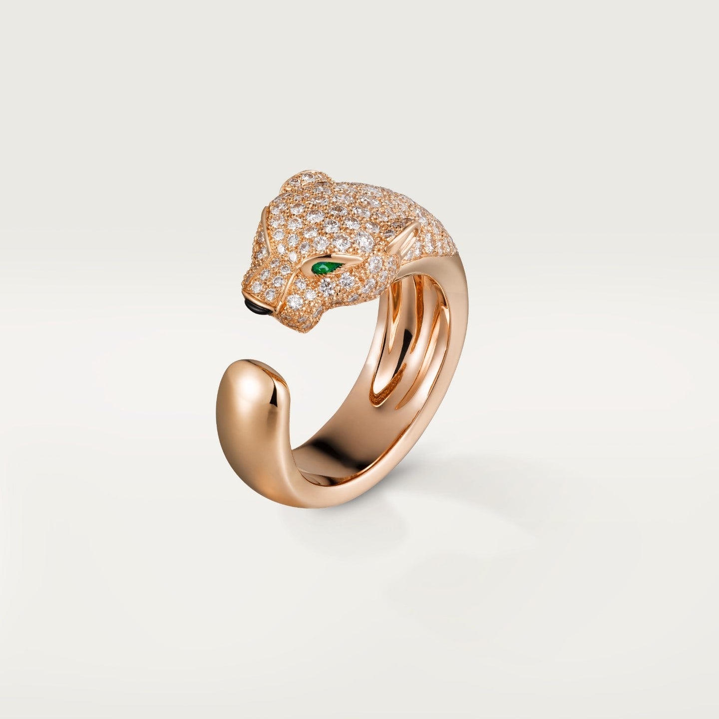 Bague Panthère de Cartier, moyen modèle, semi-pavée