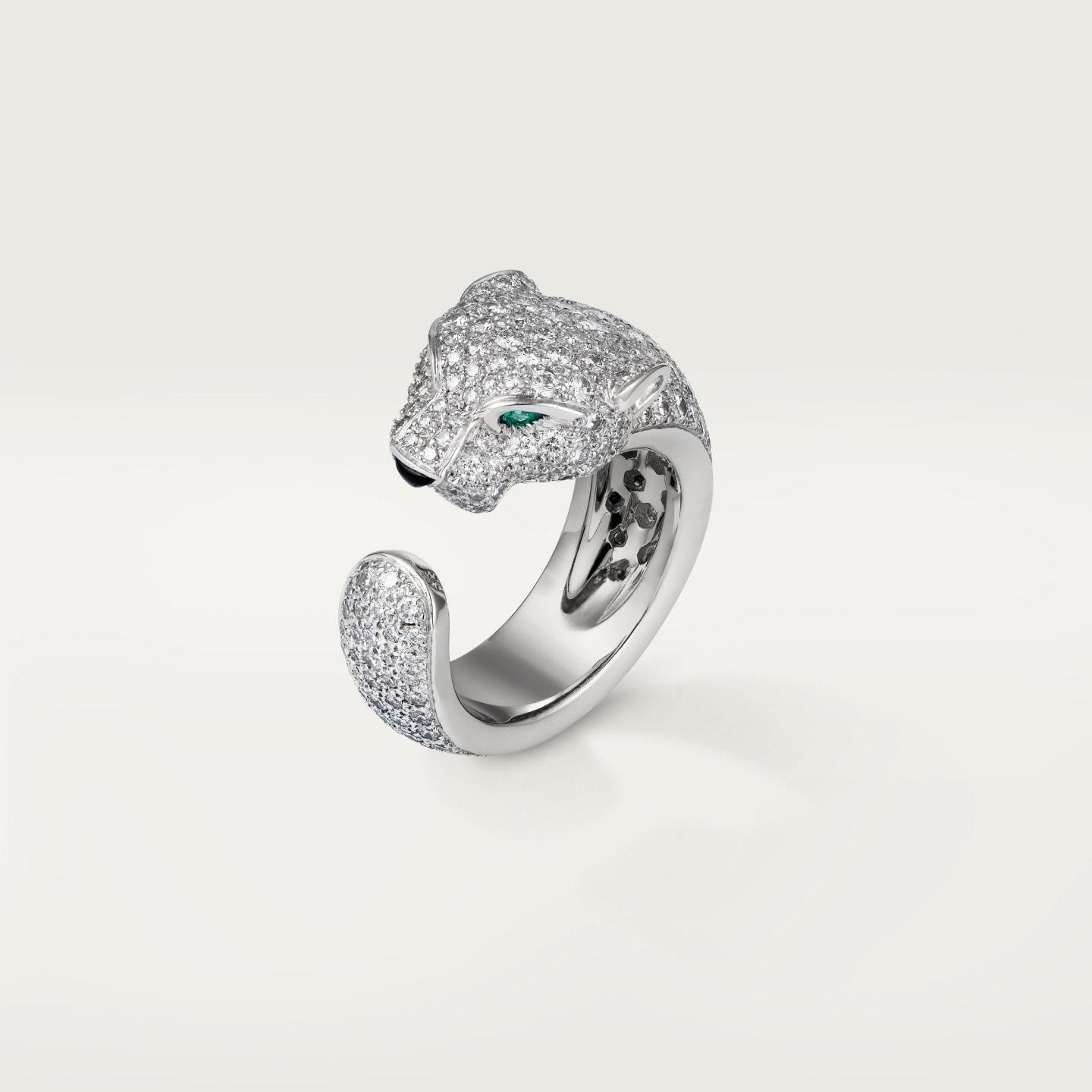 Bague Panthère de Cartier, moyen modèle, pavée