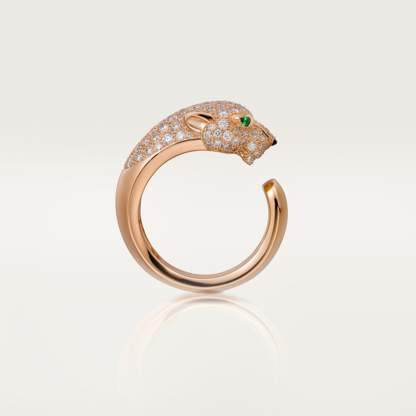 Bague Panthère de Cartier, moyen modèle, semi-pavée