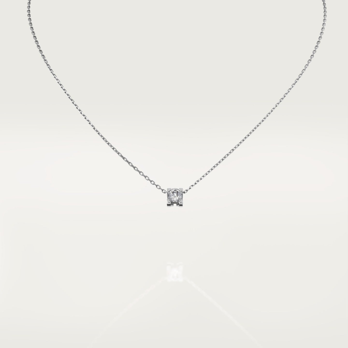 Pendentif C de Cartier, diamant taille brillant