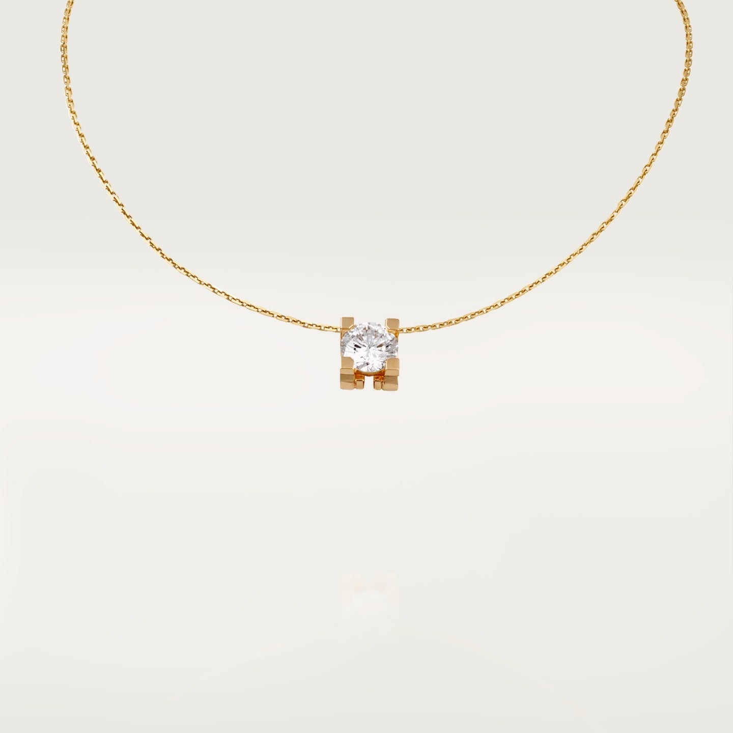 Pendentif C de Cartier, diamant taille brillant
