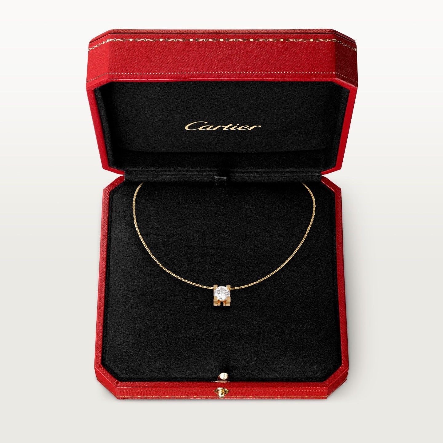Pendentif C de Cartier, diamant taille brillant