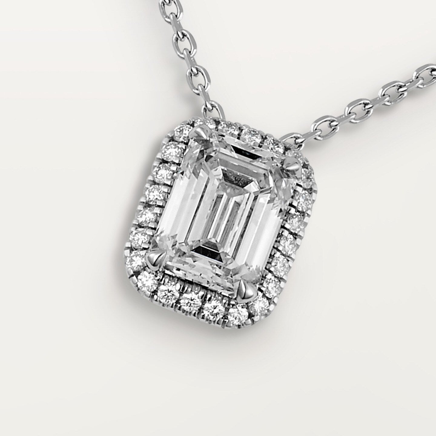 Pendentif Cartier Destinée, diamant taille emeraude, pavé