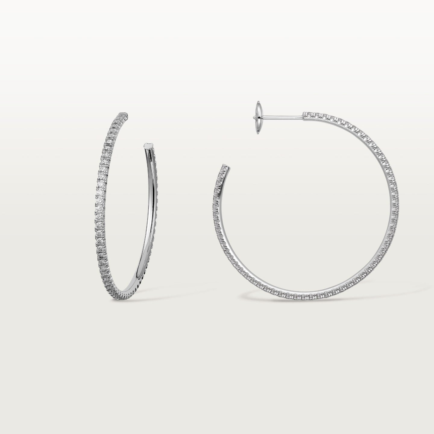Créoles Etincelle de Cartier, grand modèle, pavées
