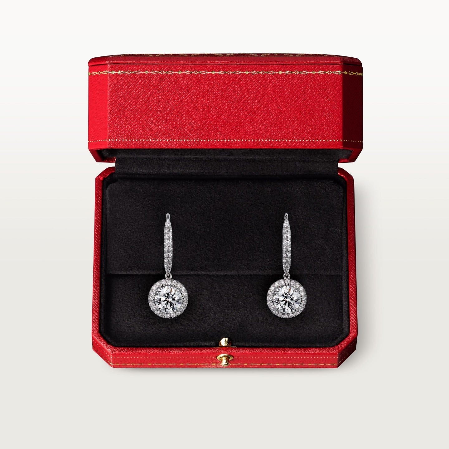 Boucles d'oreilles dormeuses Cartier Destinée, 2 diamants taille brillant, pavées