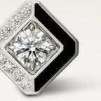 Puces d'oreilles Galanterie de Cartier, 2 diamants taille brillant, semi-pavées