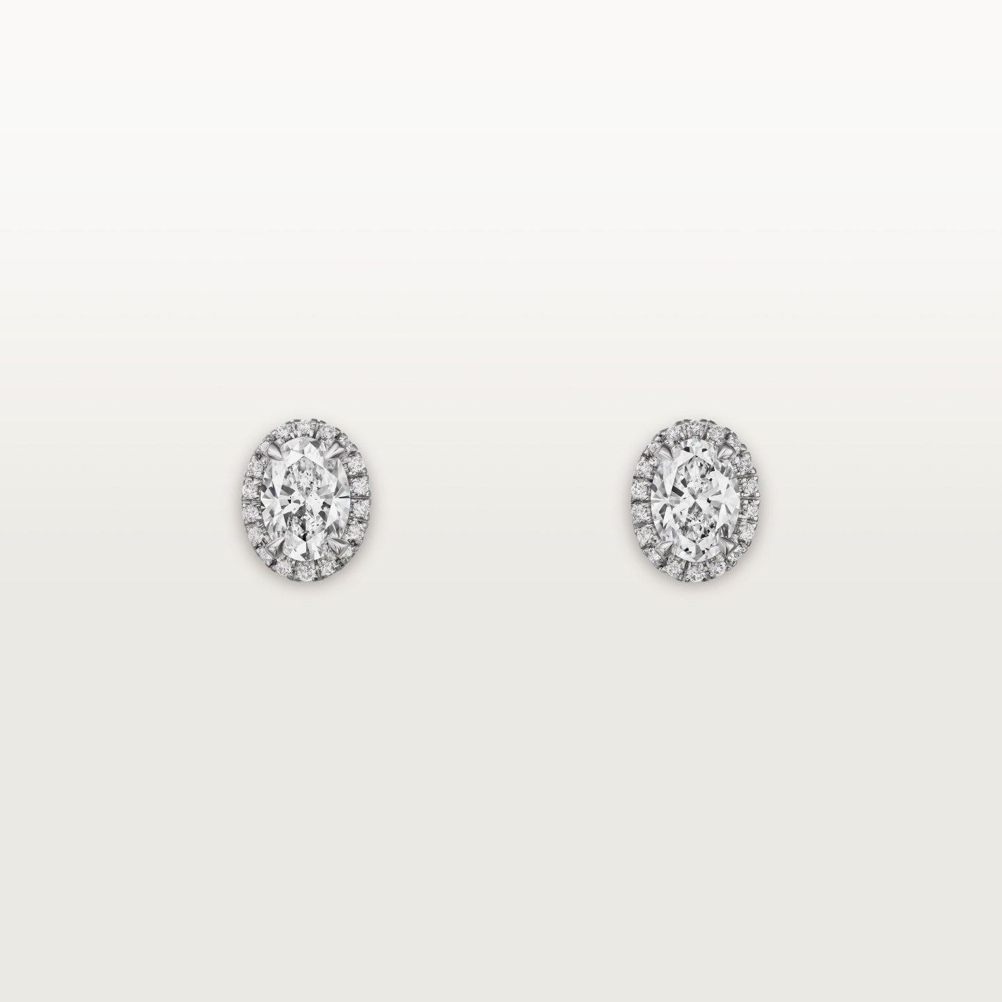 Puces d'oreilles Cartier Destinée, 2 diamants taille ovale, pavées