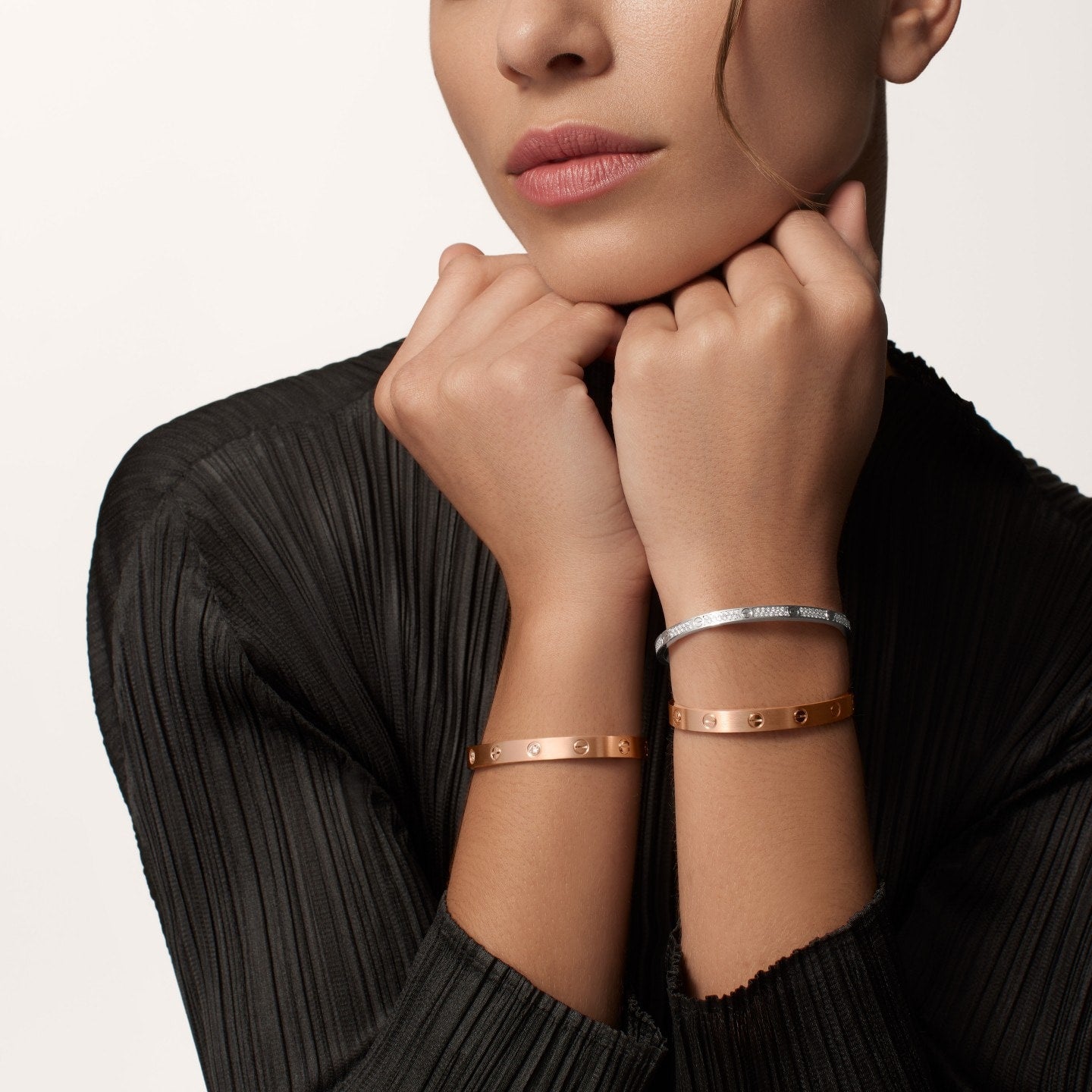 Bracelet LOVE, modèle classique, finition brossée, 4 diamants