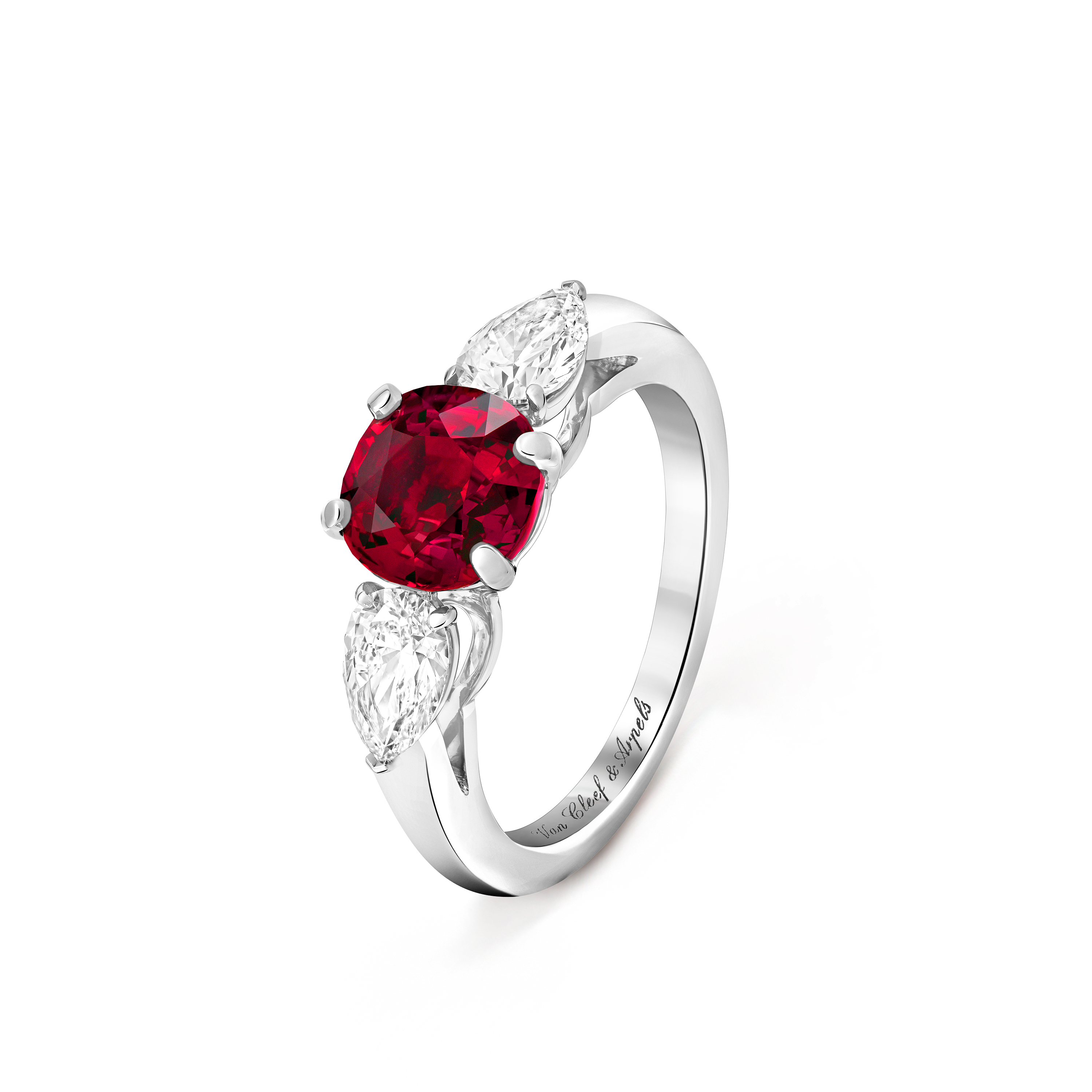 Solitaire Motifs Pétales Rubis 2,03 cts