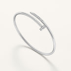 Bracelet Juste un Clou, petit modèle, diamants serti inversé