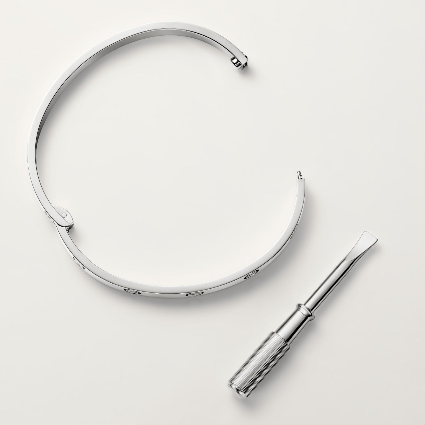 Bracelet LOVE, modèle classique, fermeture une vis