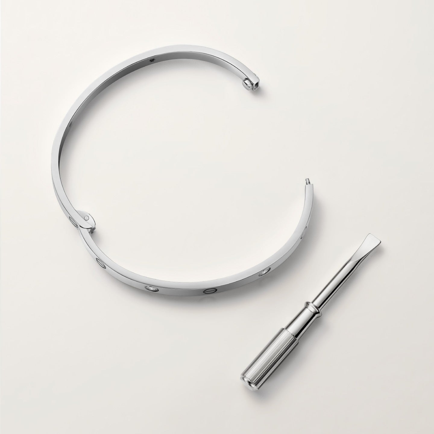 Bracelet LOVE, moyen modèle, 4 diamants