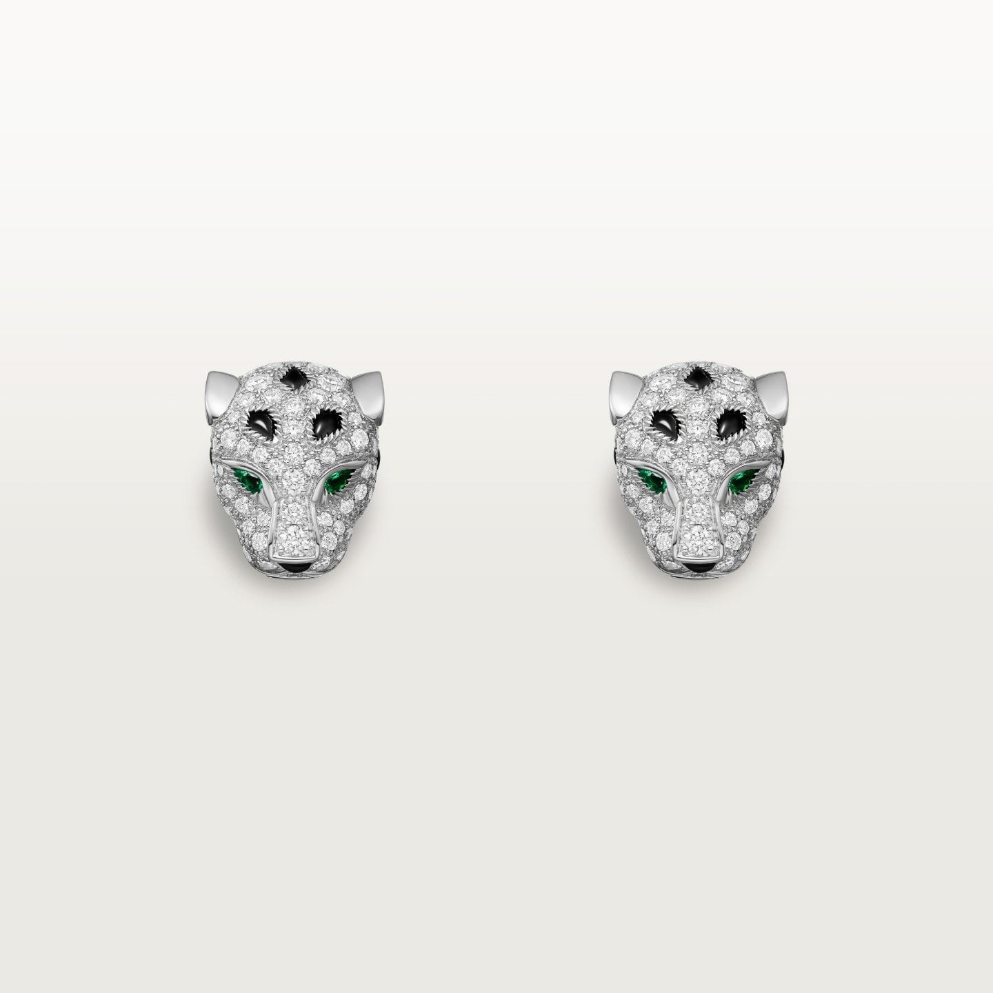 Puces d'oreilles Panthère de Cartier, pavées