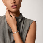 Bracelet LOVE, modèle classique, finition brossée, 4 diamants