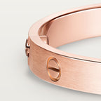 Bracelet LOVE, modèle classique, finition brossée
