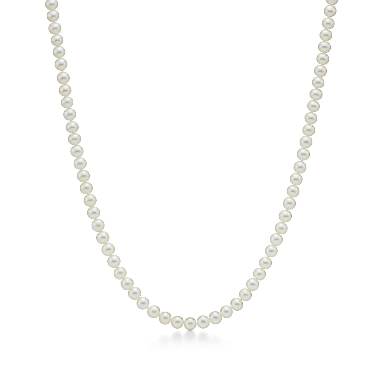 Collier en perles avec fermoir en argent 925 millièmes. 6-7 mm.