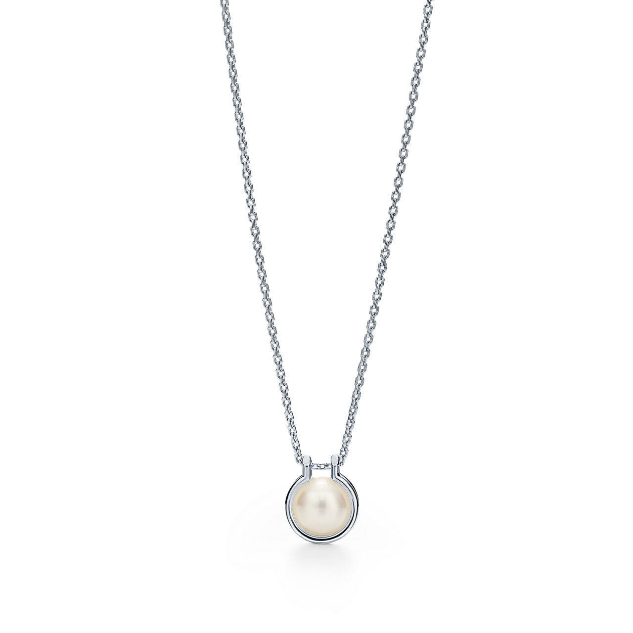 Pendentif à maillons en perle et argent. 40,6-45,7 cm en argent 925 millièmes
