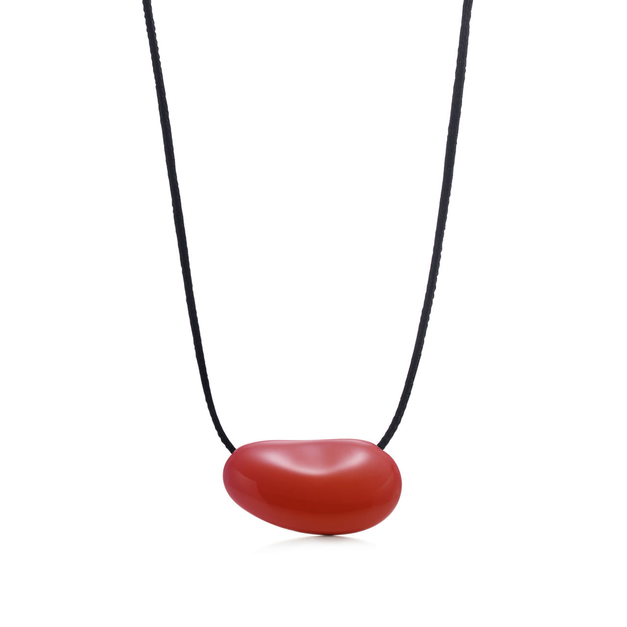 Pendentif Bean design en bois japonais recouvert de laque rouge
